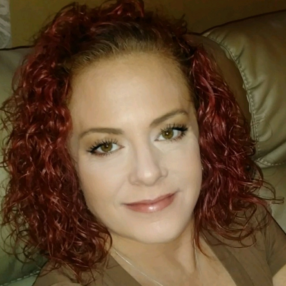 Meet your Posher, Angie